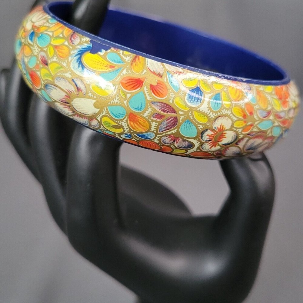 Womens Multicolor Flowers Design Fashion Cuff Bangle Bracelet 8 1/4 in